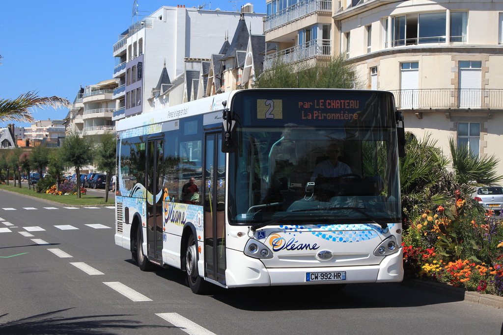 bus-oleane-les-sables-d-olonne