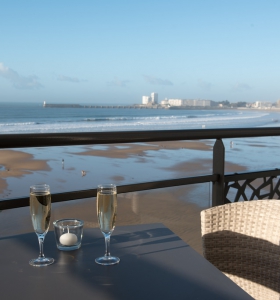 Les Roches Noires 10